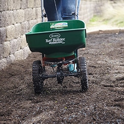 grass seed fertilizer spreader