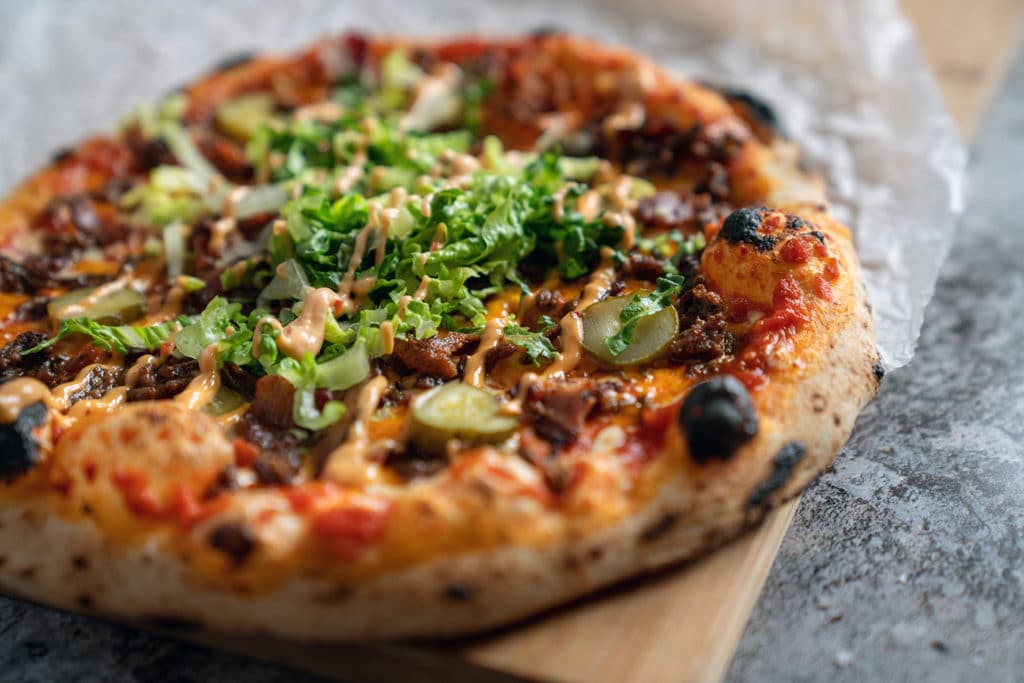 Recipe Bacon Cheeseburger Pizza Ooni Style